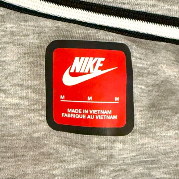 Nike Tech Fleece Hoodie Kids Size M Gray Full Zip Sweatshirt Jacket - Picture 6 of 8